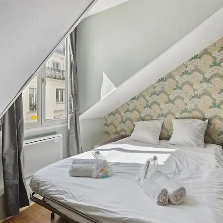 Appartamento 512 Folie - Cozy Near République Parigi